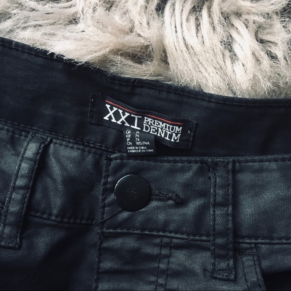 Vegan Leather Shorts - Picture 3 of 3